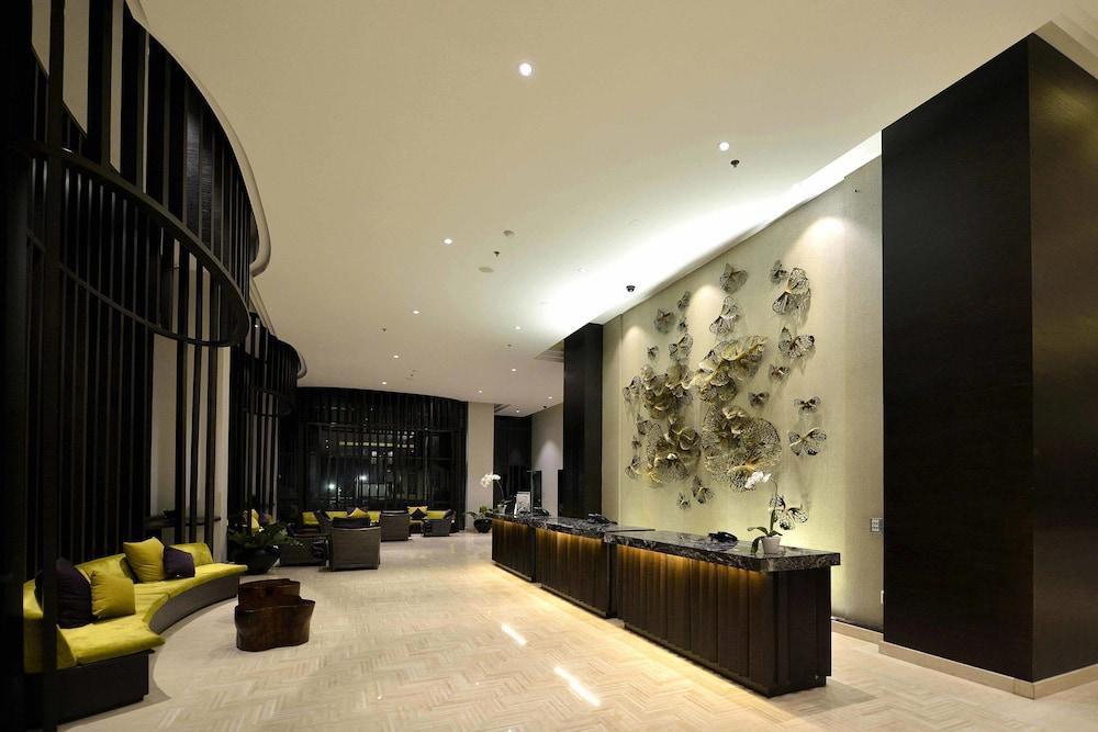 Lombok Astoria Hotel 4*